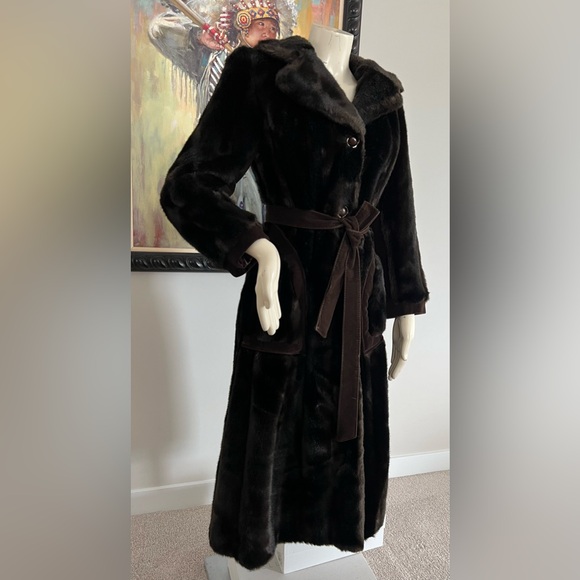 Vintage Faux Fur Long Coat – Excellent Condition - Picture 3 of 12